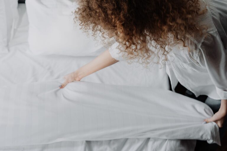 Como Rodar e Cuidar Corretamente da Sua Roupa de Cama